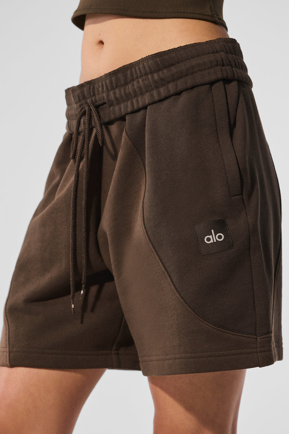 7 Make Waves Short - Espresso Tonal