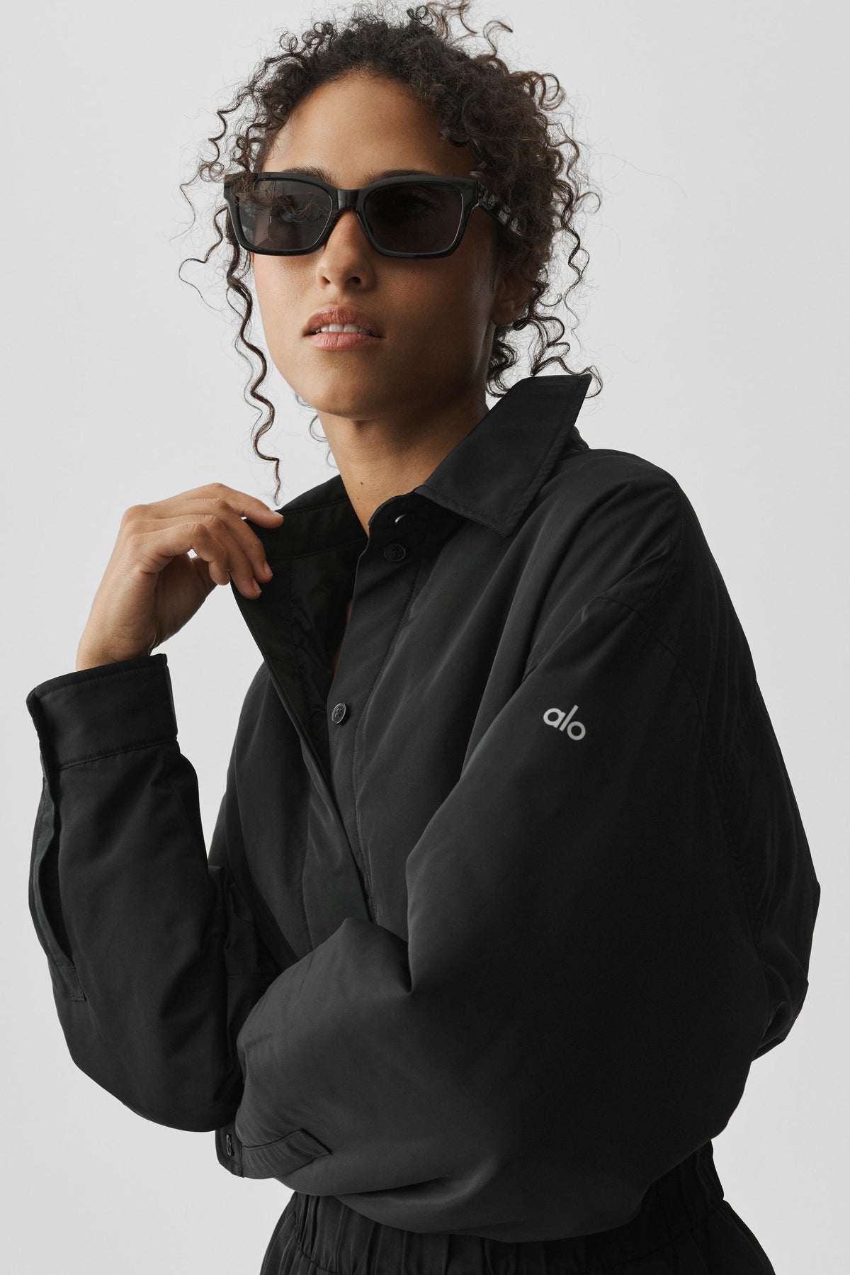 Socialite Shacket - Black